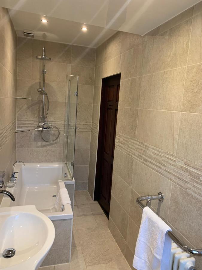 Rodsley - 2 Bedroom 1St Floor Flat Free Parking Wifi And Netflix Ґейтсгед Екстер'єр фото